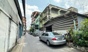 Khách mua nhà 15 tỷ hai lần đòi bớt tiền vì 'bên vợ đồng ý giá đó'